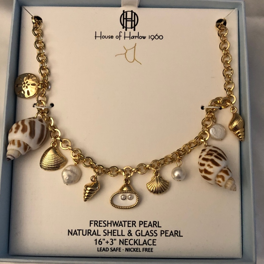 House of Harlow 1960 Gold Tone Freshwater Pearl, Shell & Metal Charm  Necklace - Picture 12 of 16